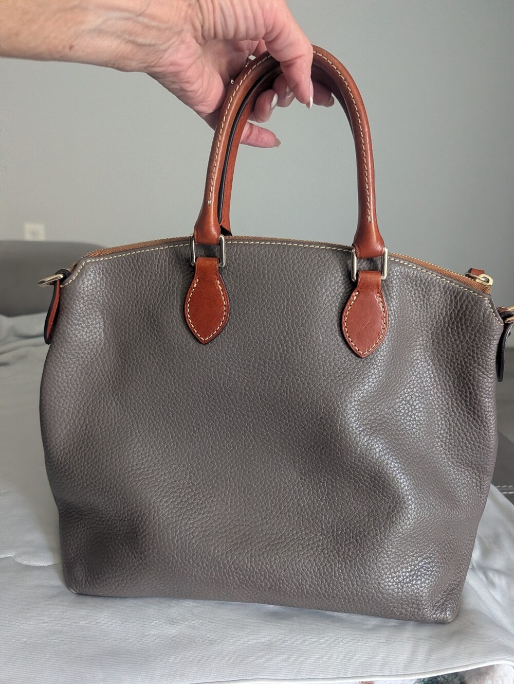 Dooney & Bourke Purse - Picture 2 of 9
